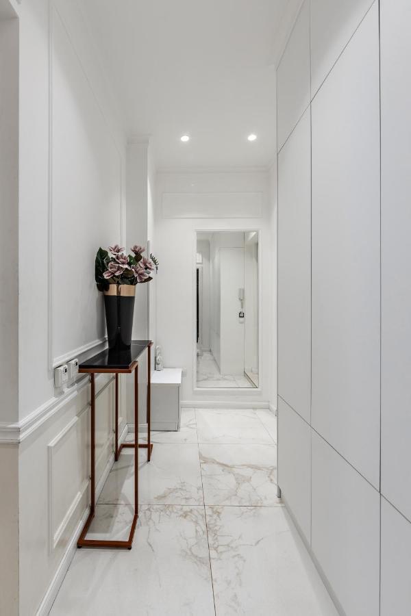 Max Central Apartment Belgrado Exterior foto
