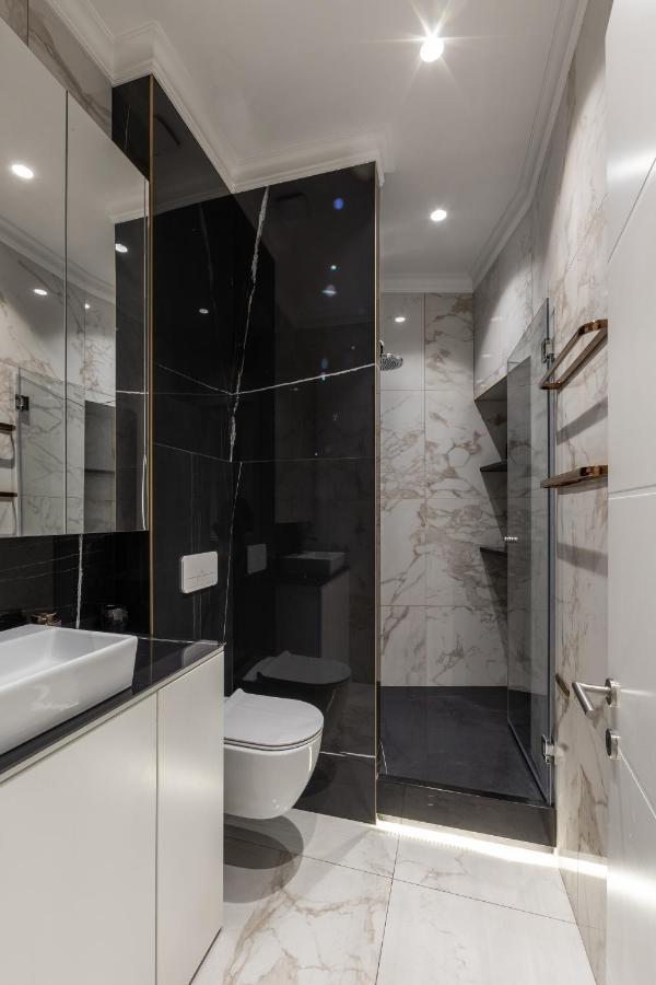 Max Central Apartment Belgrado Exterior foto